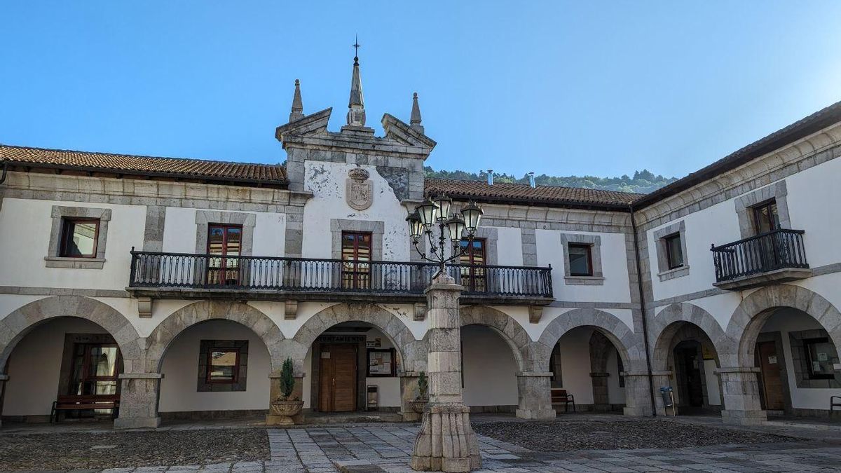 52 pueblos de Castilla y León pagan a sus proveedores con más de tres meses de retraso, según la Airef