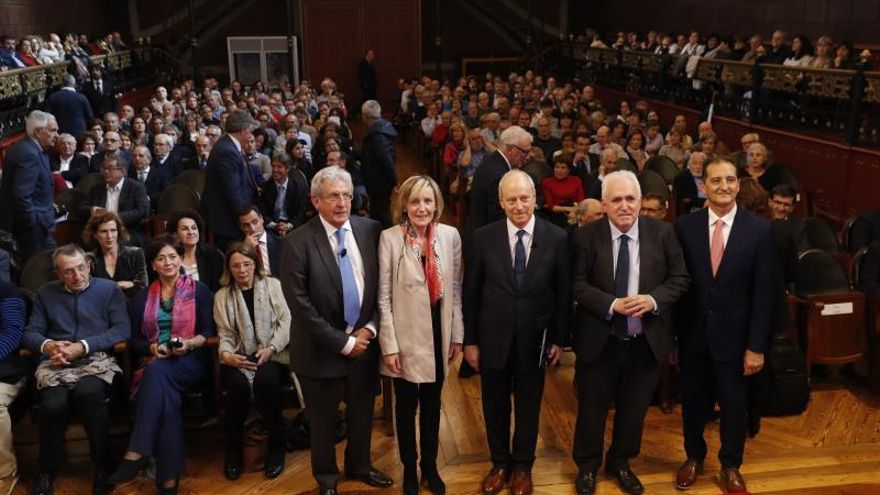 Sandel ve una "excepción" en España al efecto de las "revueltas populistas"