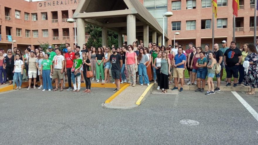Protestas contra PP y Vox en la Comunitat Valenciana por el caos del inicio del curso: “Ya no tienen excusas”