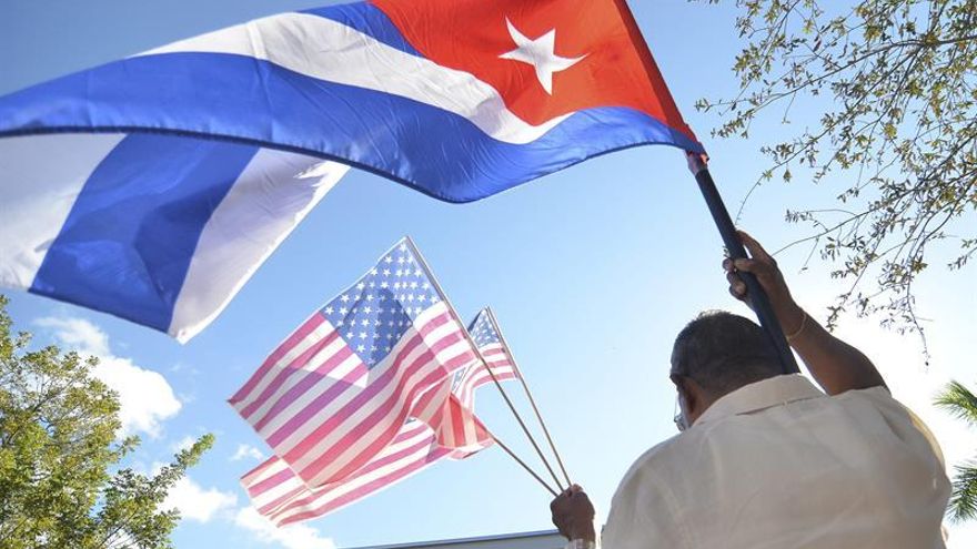 El exilio propone a todos los cubanos un plan para el renacimiento de Cuba