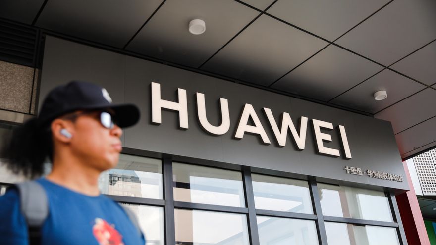 Huawei anuncia que lanzará en 2026 nuevo chip de IA en pleno pulso tecnológico China-EEUU