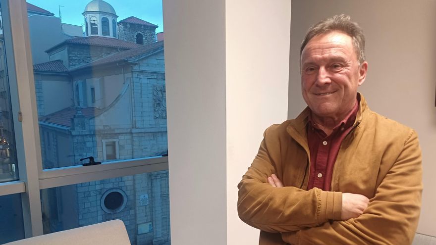 Manuel Alegría, historiador: "El proyecto que podría haber desarrollado el PRC ha sido secuestrado por el revillismo"