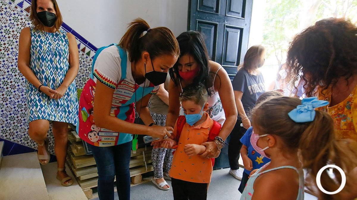 Primer día de colegio en el colegio Cronista Rey Díaz