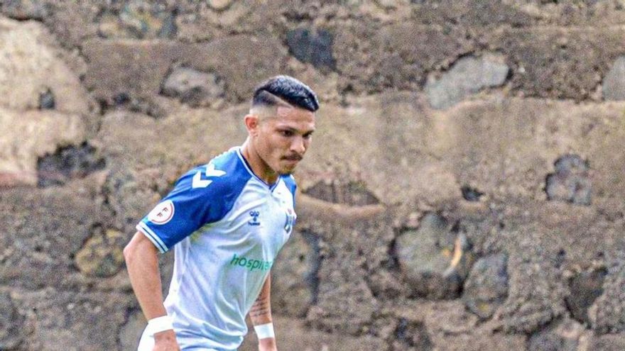 Fabricio regresa al CD Tenerife