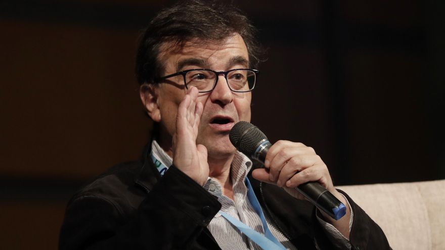 Juan Gabriel Vásquez reivindica la imaginación como elemento principal de la novela