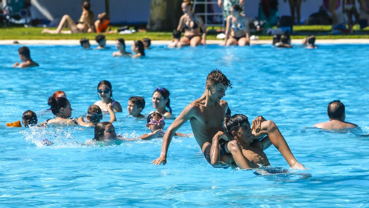 Apertura de la piscina de la Fuensanta