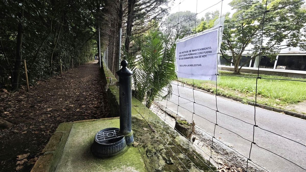 El grifo del manantial de agua de Solares gratuito para los vecinos de Medio Cudeyo está cerrado por una avería