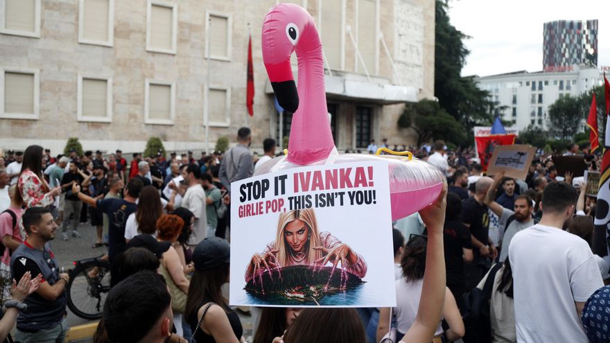 La revolución de los flamencos: una ola de protestas planta cara a un resort de lujo de la familia Trump en Albania