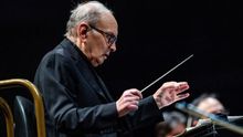 El compositor y director de orquesta italiano Ennio Morricone durante un concierto EFE / Rodrigo Jiménez/Archivo