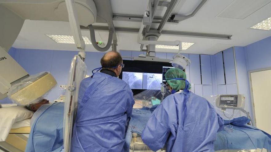 Se duplican en medio año en Euskadi los pacientes que esperan más del máximo legal para una operación y son ya 2.355