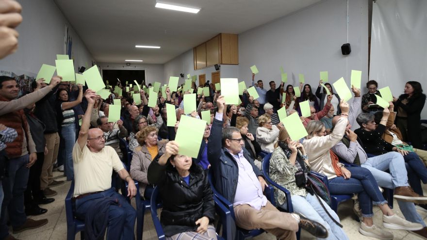 Roque Aguayro rompe con Nueva Canarias en una asamblea sin la presencia de Antonio Morales: “No es una deriva ideológica”