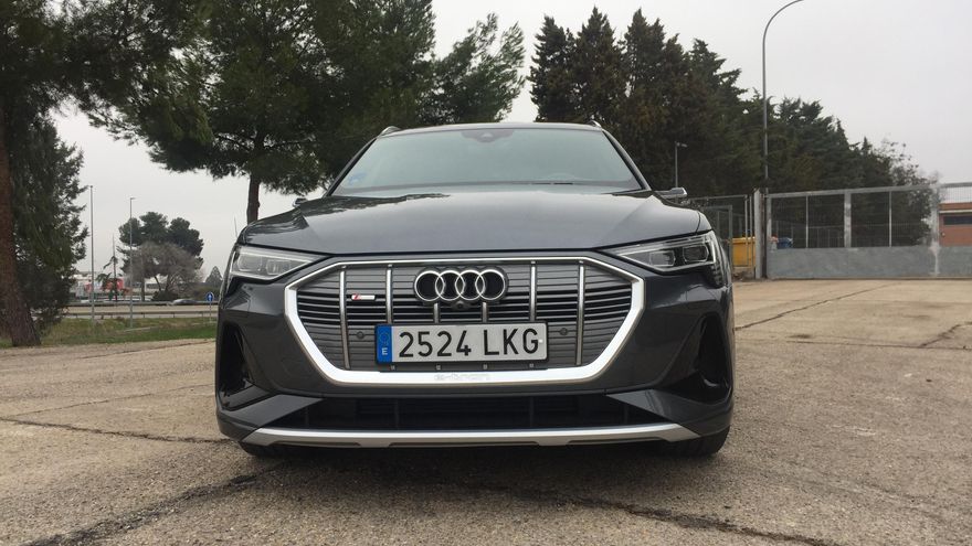 Parrilla frontal del Audi e-tron Sportback.
