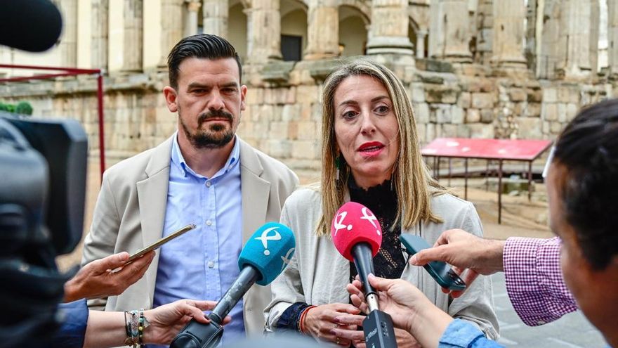 Guardiola nombra 23 nuevos altos cargos en Extremadura un mes después de su toma de posesión