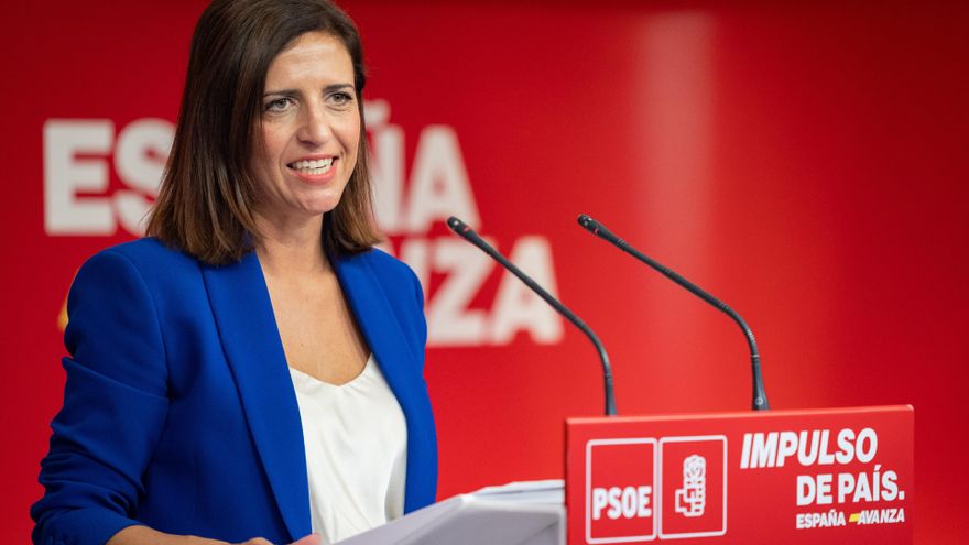 Archivo - La portavoz del PSOE, Esther Peña, en una comparecencia en Ferraz.