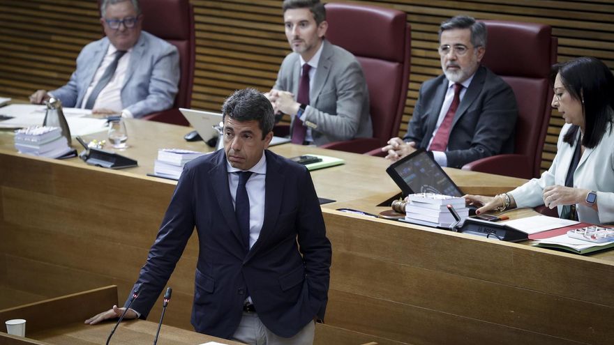 Mazón asegura que no participó en el envío del Es-Alert el día de la DANA: "Pues no, ¿para qué quiere enredar más?"