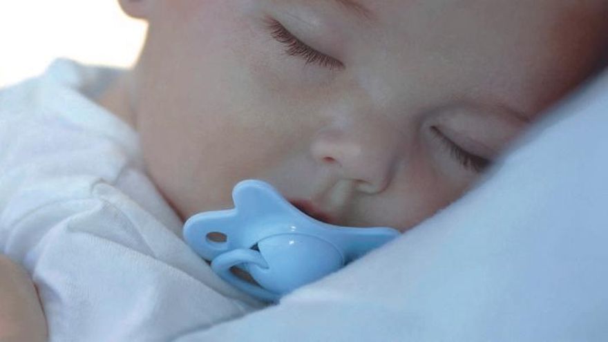 Un bebé dormido