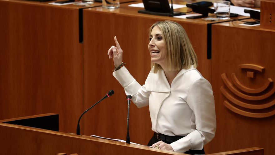 Guardiola compra su investidura con rebajas fiscales a Vox, sin feminismo y un perfil bajo en inmigración