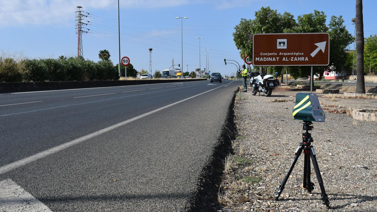 Control de velocidad de la Guardia Civil.
