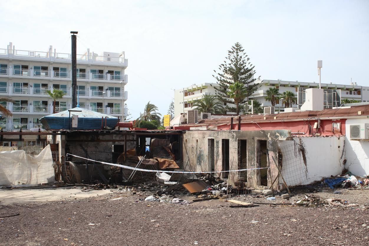Abandono del Parque Europeo, en Playa del Inglés. (ALEJANDRO RAMOS)