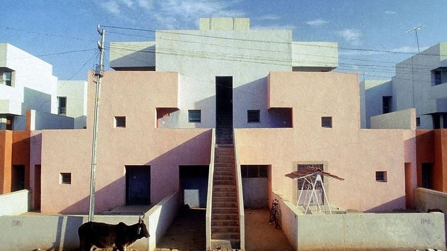 La "arquitectura para todos" de Balkrishna Doshi enseña que habitar es compartir con el otro