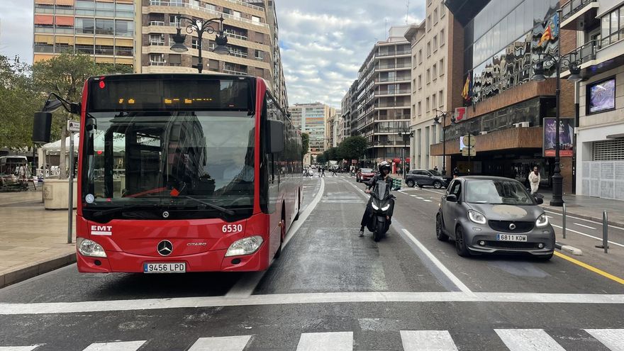 Catalá ultima la eliminación de un carril bus en la calle de Colón de València y vuelve a convertirla en una autopista urbana