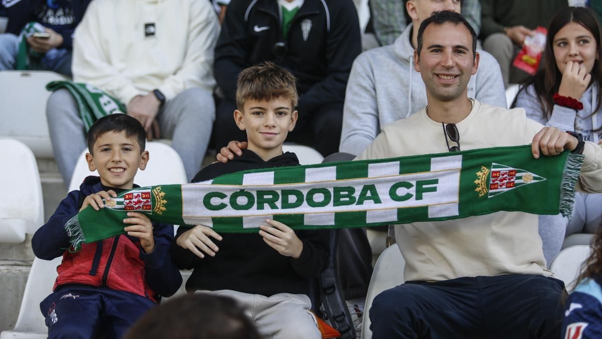 Grada Blanquiverde del Córdoba CF - SD Eibar