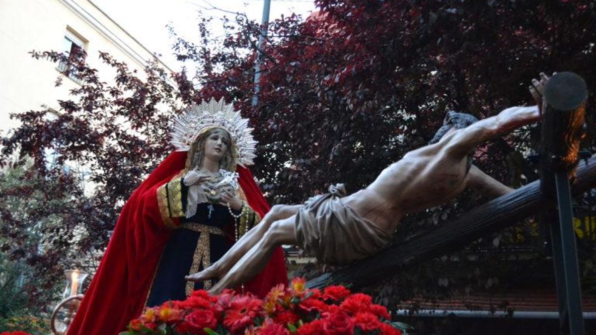 Procesiones del Viernes de Dolores 2026 en Madrid: el Cristo del Perdón y el del Pozo