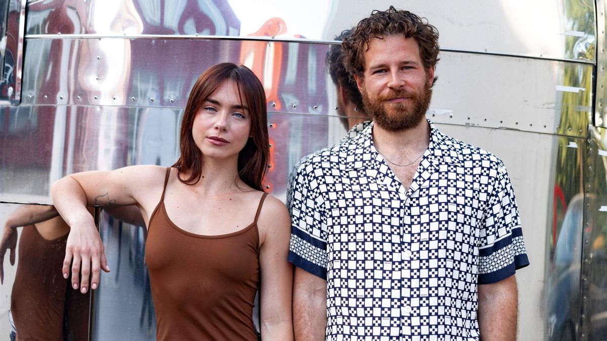 Movistar Plus anuncia 'Iruña 97', su nueva serie con Álvaro Cervantes y Clara Galle sobre dos Pamplonas enfrentadas