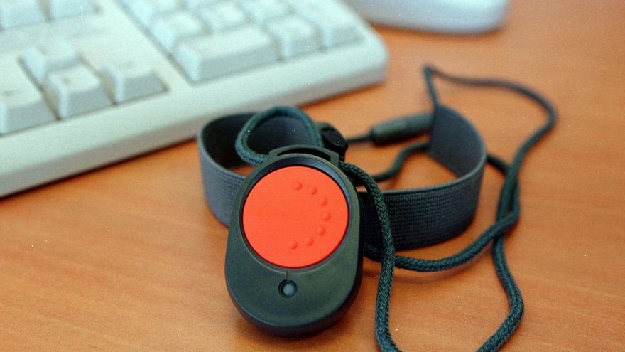 Extremadura tenía activas, en junio, 83 pulseras de seguimiento de agresores de violencia de género, 31 más que en 2022