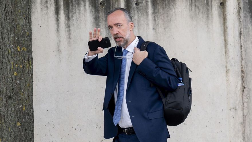 El exsecretario de Estado de Seguridad, Francisco Martínez, a su llegada a la Audiencia Nacional, a 4 de mayo de 2026, en San Fernando de Henares, Madrid (España). Fernando Sánchez / Europa Press