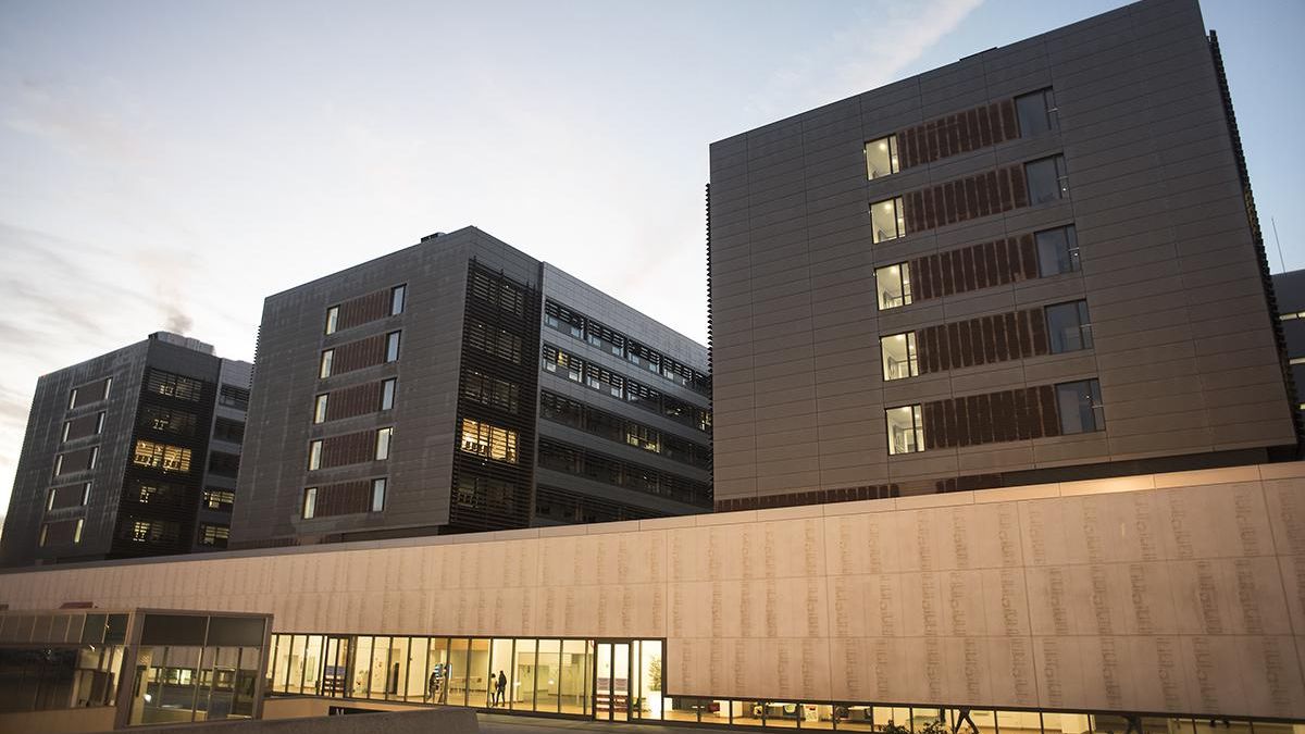 Hospital Universitario Marqués de Valdecilla en Santander. | JOAQUÍN GÓMEZ SASTRE