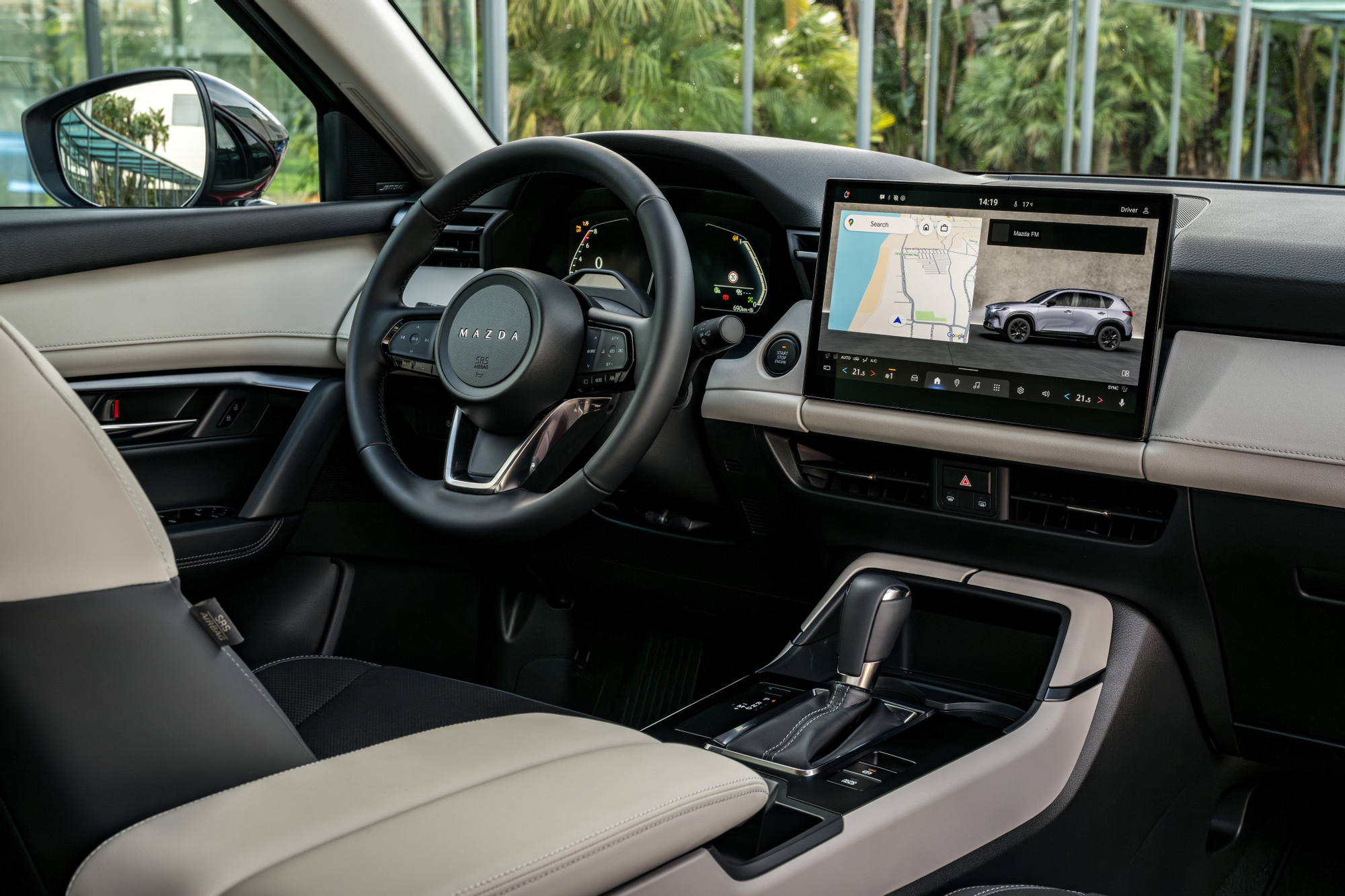 Interior del Mazda CX-5 en el acabado Homura.