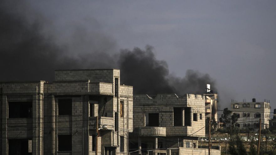 Ocupar y quemar casas de civiles: el nuevo método de destrucción del Ejército israelí en Gaza