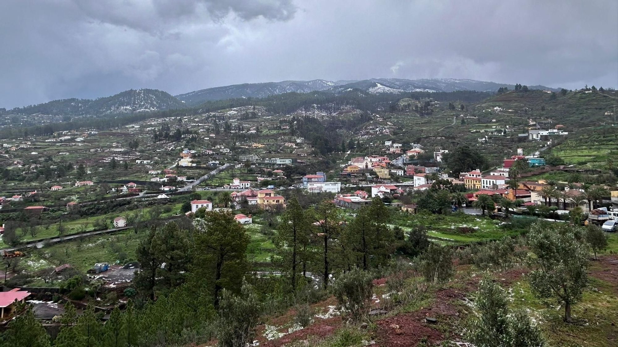 Nieve y granizo en el municipio de Puntagorda. LA PALMA AHORA