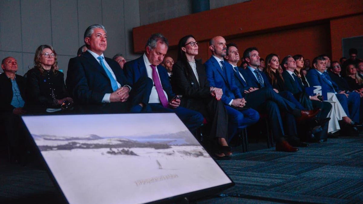 Figueroa junto a Scioli, en el evento de este lunes.
