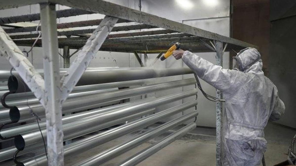 Cantabria registra la cuarta mayor caída de la facturación industrial en abril, un 1,2%