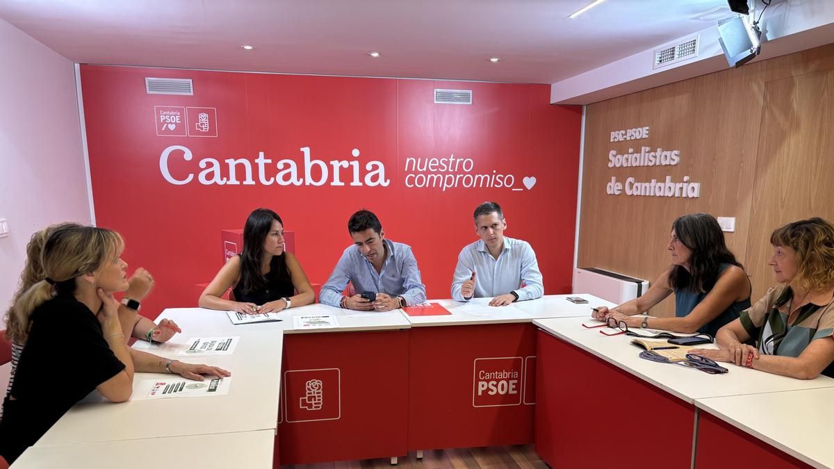 El PSOE llevará al primer Pleno del próximo curso una iniciativa "en defensa de la educación pública"