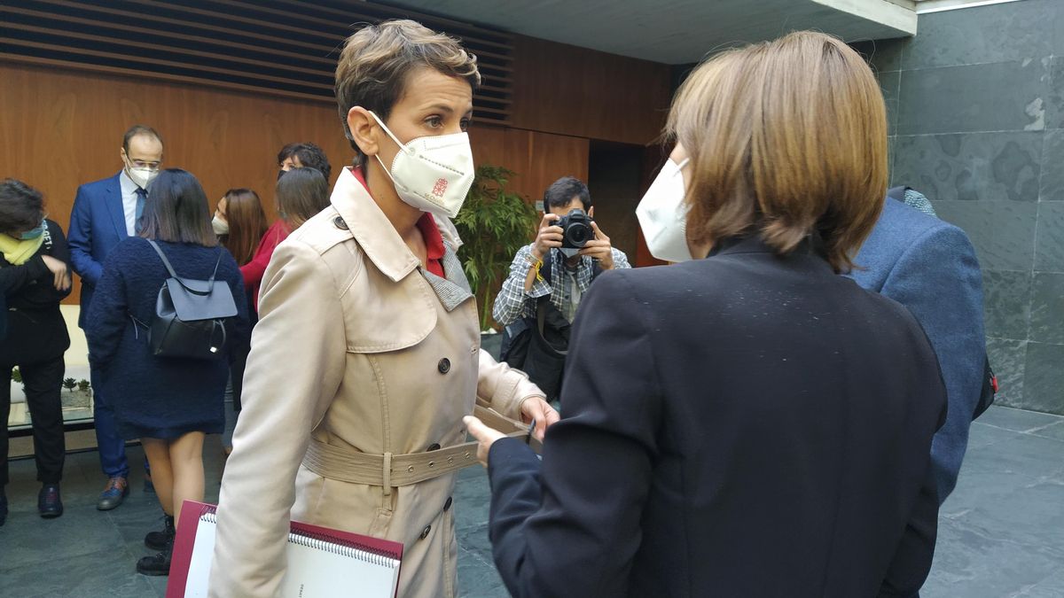 La presidenta María Chivite a su llegada al Debate sobre el Estado de la Comunidad de este jueves.