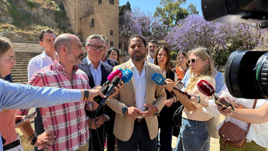 El secretario general de Vox, Ignacio Garriga, ha calificado al PSOE como "una banda criminal, una mafia", y ha dicho que este partido "ha asaltado el gobierno de la nación".