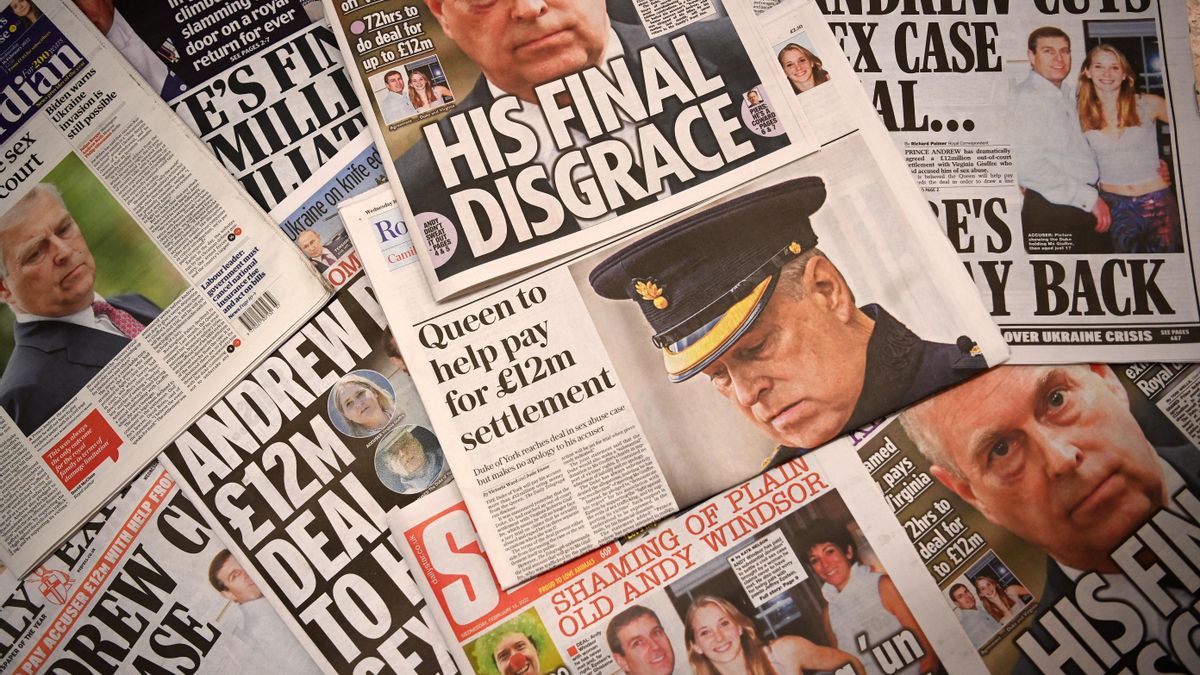 Isabel II ayudará al príncipe Andrés a pagar a su denunciante, según un diario EFE/EPA/ANDY RAIN