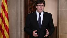 Puigdemont acusa al rey de "allanar las decisiones de Rajoy"