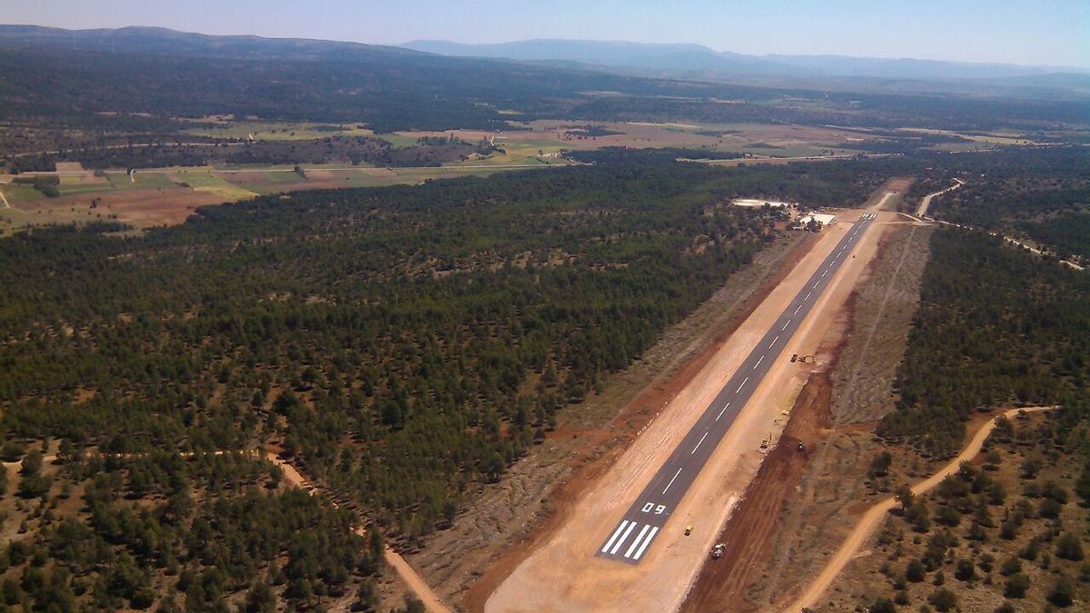 Aeródromo y helipuerto de la base de extinción de incendios de Campillos-Paravientos