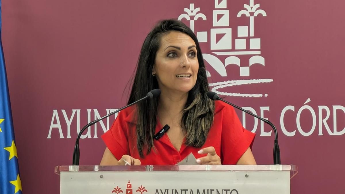 El PSOE denuncia que sólo el 29% de los cargos directivos del Ayuntamiento son mujeres