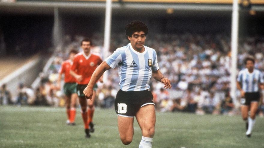Entrevista exclusiva (y falsa) al fantasma de Maradona