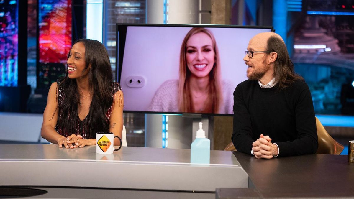 Kira Miró aprovechó su aparición en 'El Hormiguero' para pedir trabajo a Santiago Segura