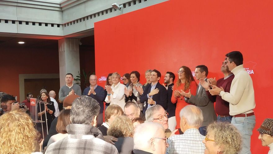 Pedro Casares se postula como el representante de las bases al anunciar su candidatura a liderar el PSOE cántabro