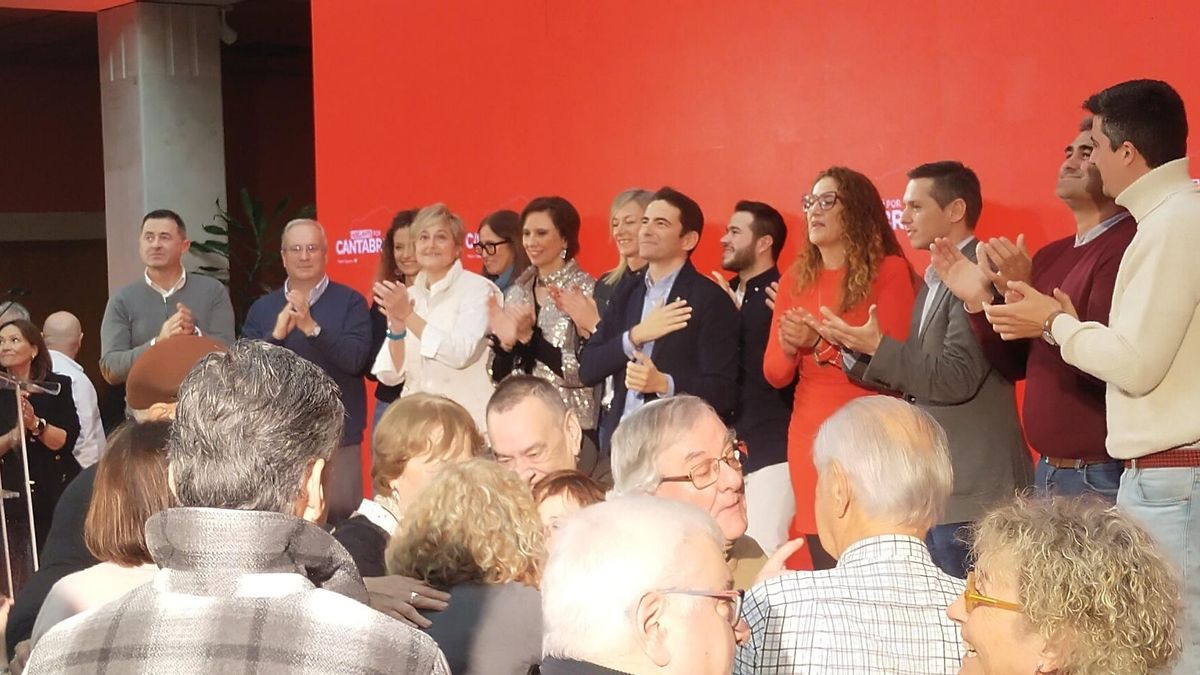 Acto de prensentación de la candidatura de Pedro Casares a liderar el PSOE de Cantabria.