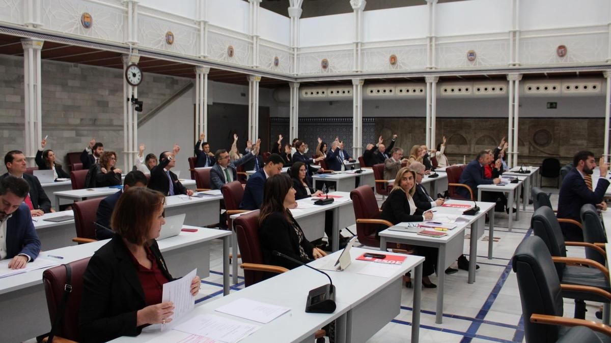 Un momento de la votación este miércoles en la Asamblea Regional