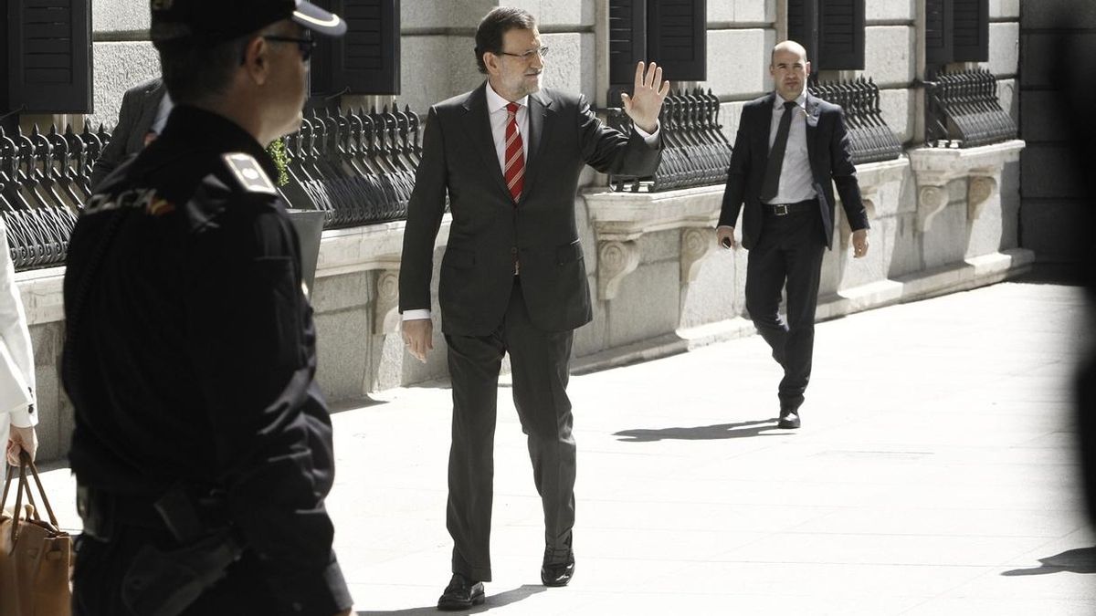Rajoy está "muy contento" con el dato porque las cosas "van bien" y confía en que "van a ir a mejor"