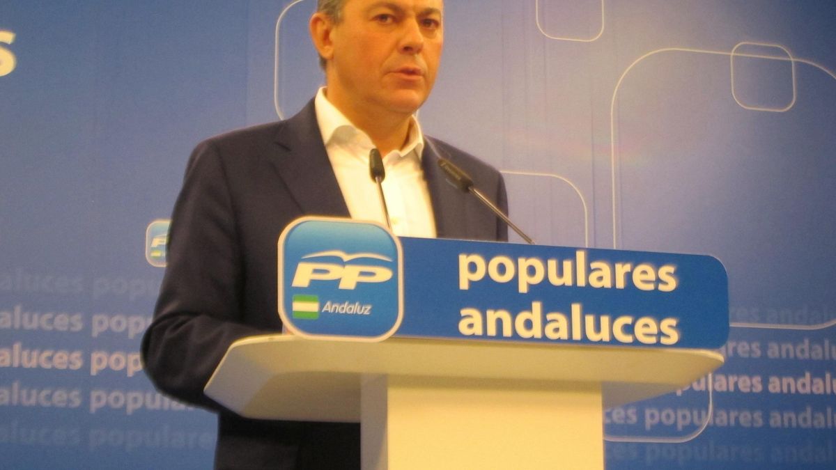PP-A exige a Díaz que "coja el toro del presupuesto de la Junta por los cuernos" y "empiece a trabajar por Andalucía"